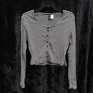 Divided Black & White Long Sleeved Crop Top